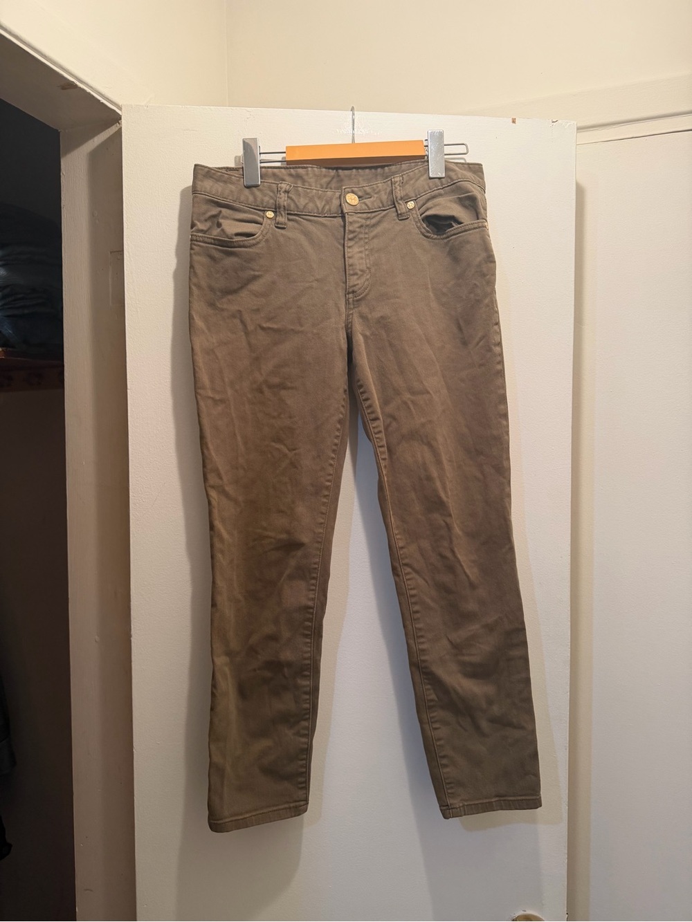 Tory Burch Skinny Jeans in Olive Brown